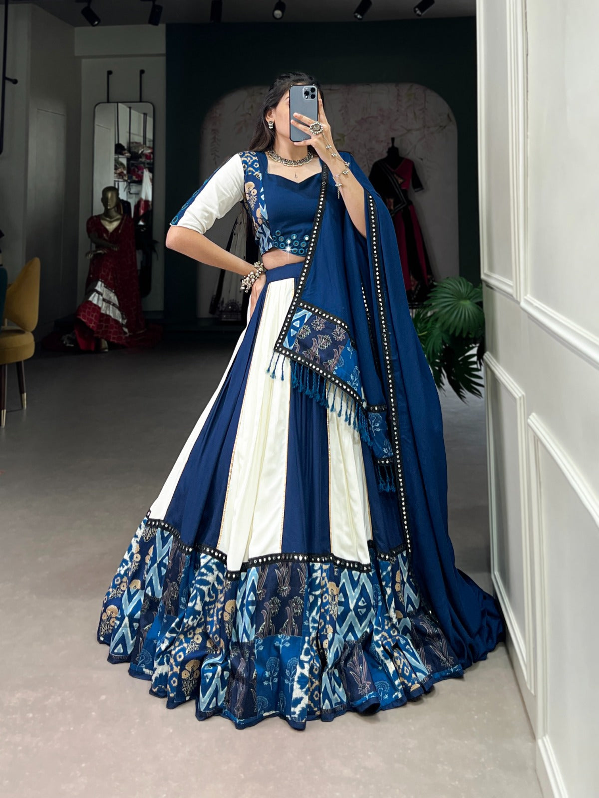 Beauty for Garba Nights!