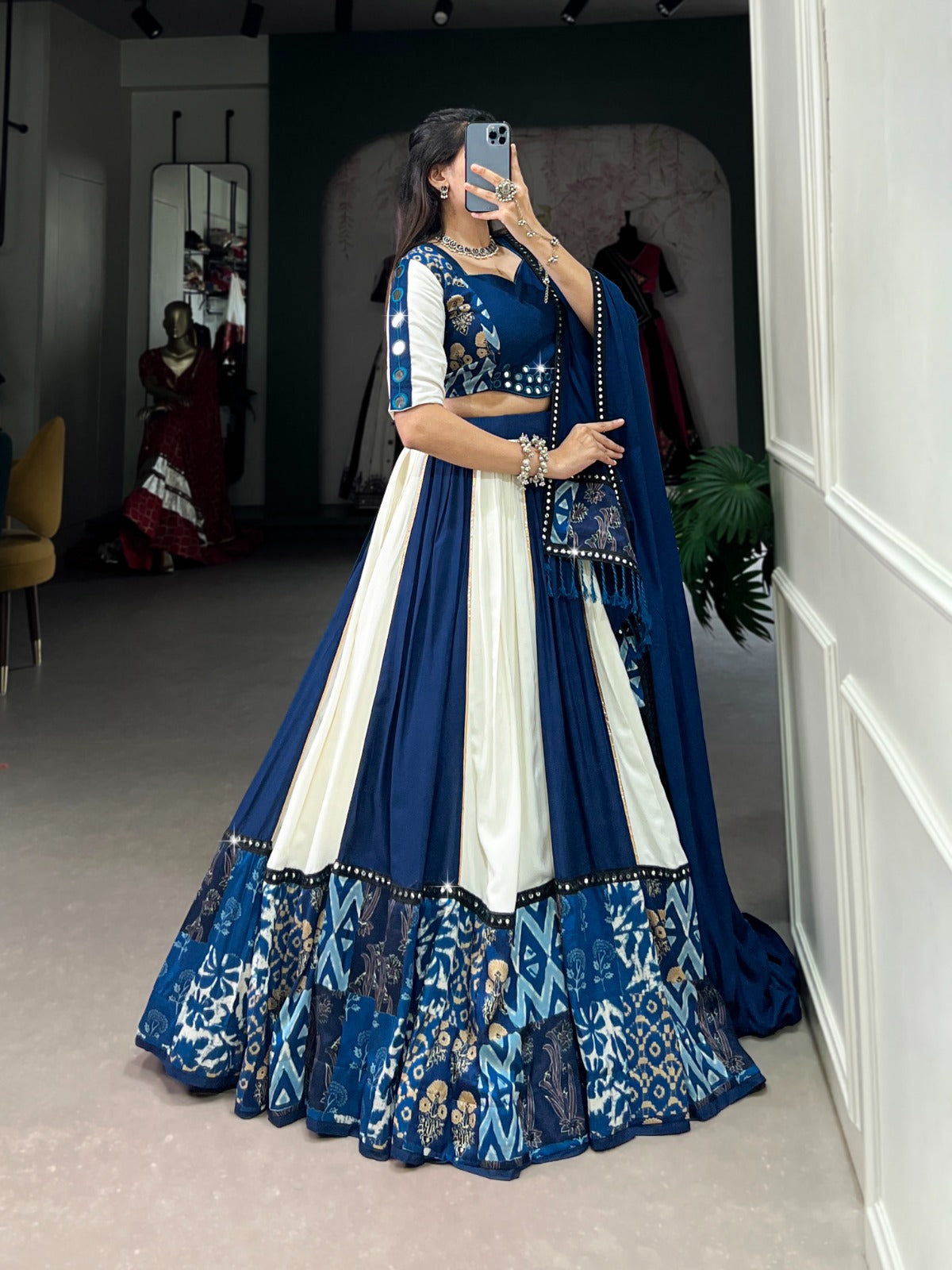 Beauty for Garba Nights!