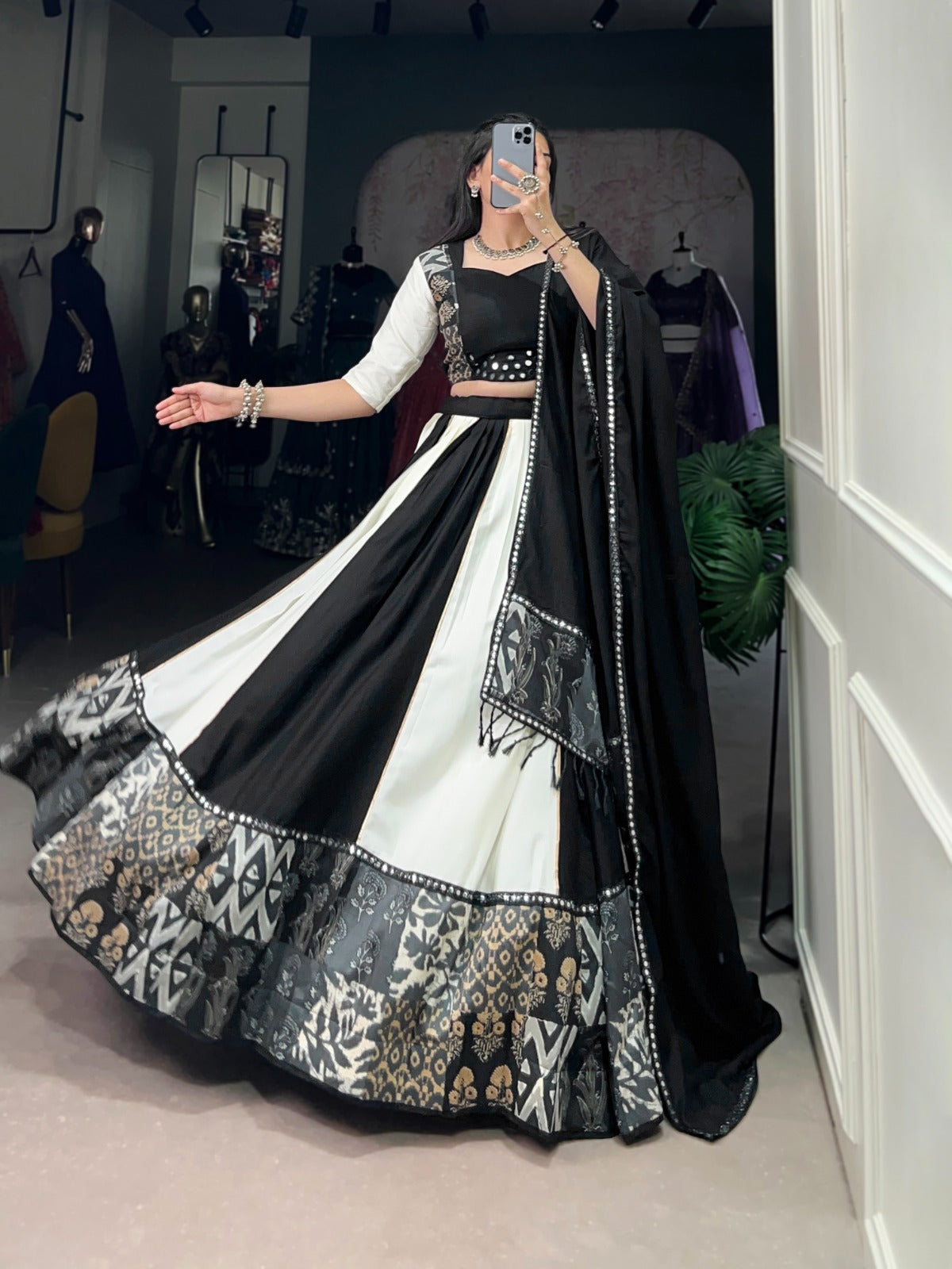 Beauty for Garba Nights!