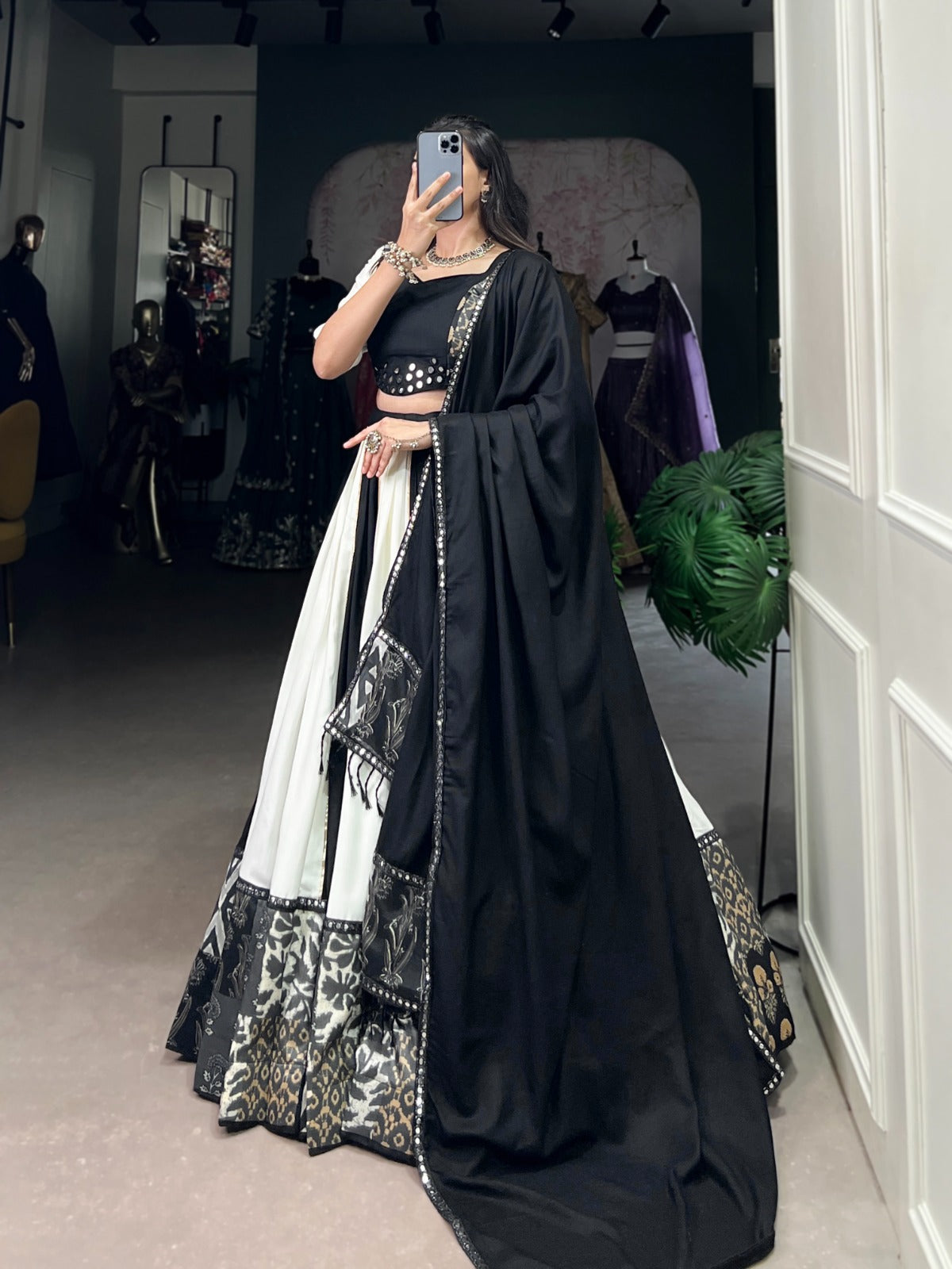 Beauty for Garba Nights!