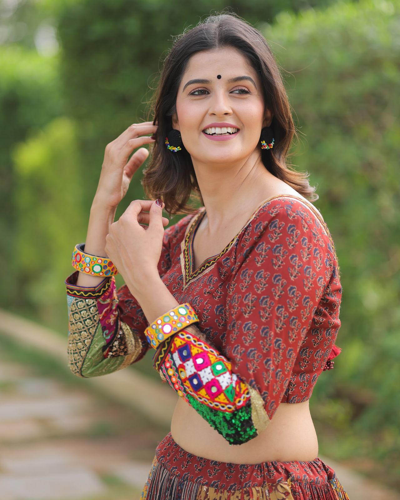Presenting new trending navratri special chaniya choli in 6-mtr flair