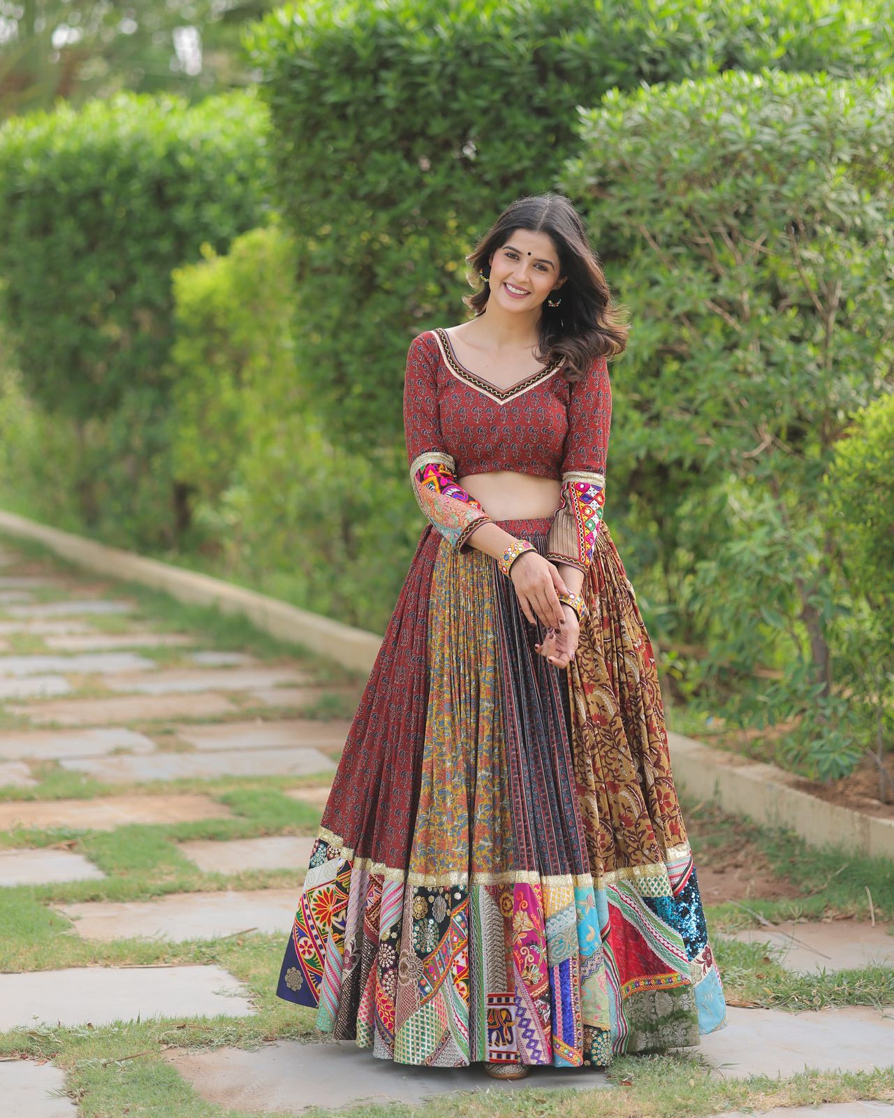 Presenting new trending navratri special chaniya choli in 6-mtr flair