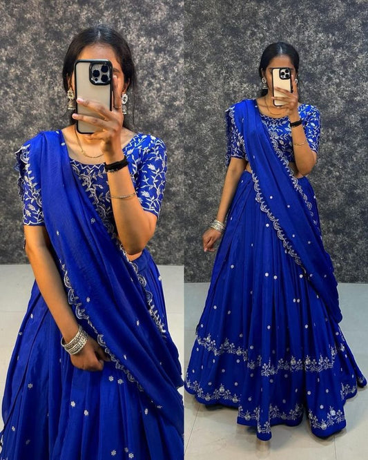An ideal choice for all traditional events, this fashionable cordset has been designed to perfection for a dash of style