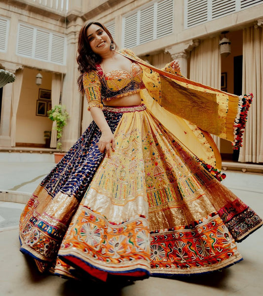 Presenting new trending navratri special chaniya choli