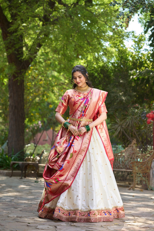 Who says you can't be trendy and traditional at the same time?